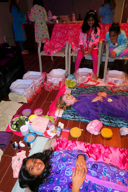 See! How Happy The Girls Are At The Kids Facial Area! See! How Happy The Girls Are At The Kids Facial Area!